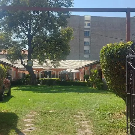 Naupa House Hostel-2